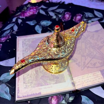 Djinn Genie lamp, spirit vessel